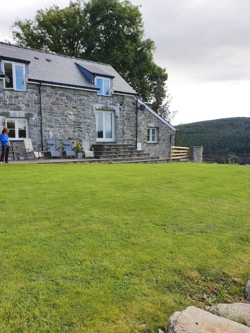 3 Bedroom Barn Conversion With Hot Tub-Garden View - Ty Cerrig Barn Corwen Exteriér fotografie