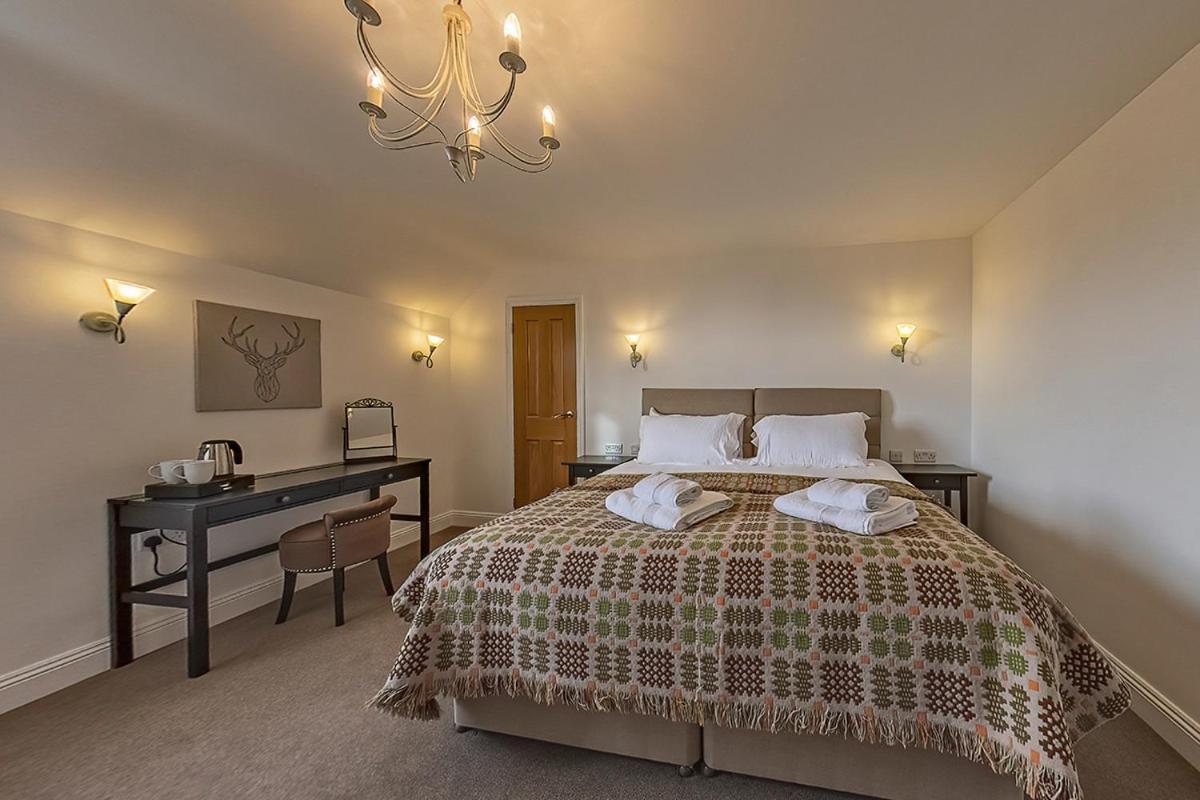 3 Bedroom Barn Conversion With Hot Tub-Garden View - Ty Cerrig Barn Corwen Exteriér fotografie